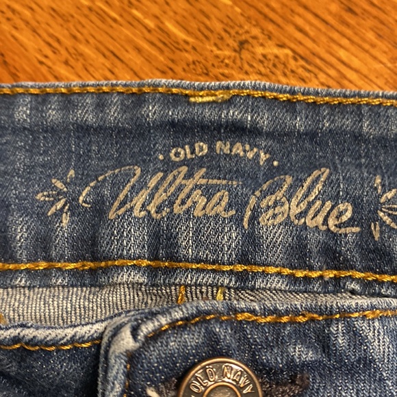 Old Navy | Ultra Blue Jean Shorts | 10 - Picture 3 of 10